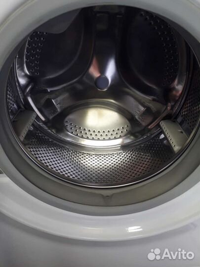 Стиральная машина Hotpoint ariston