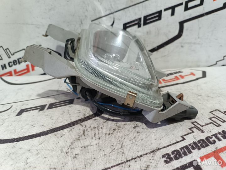 Туманка mazda ford 323 bongo friendee familia freda premacy BJ BJ3P BJ5P. CP8W cpew SG5W SGE3 sgew S