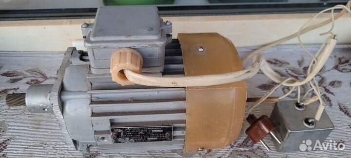 Электродвигатель 220в
