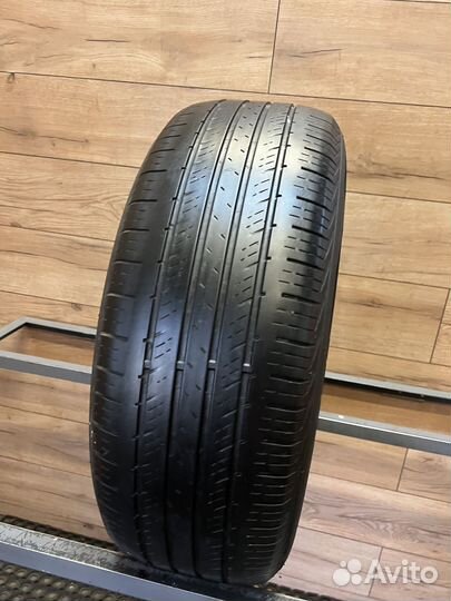 Hankook Dynapro HP2 RA33 215/60 R17