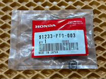 Сальник трансмиссии Honda 91233-PT0-003