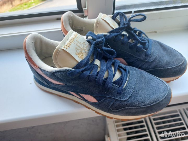 Кроссовки женские Rebook 36