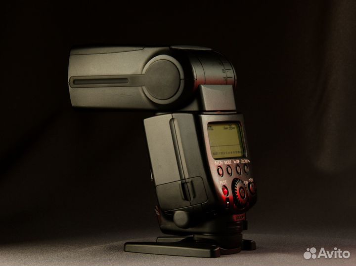 Вспышка Canon Speedlite 580EX II