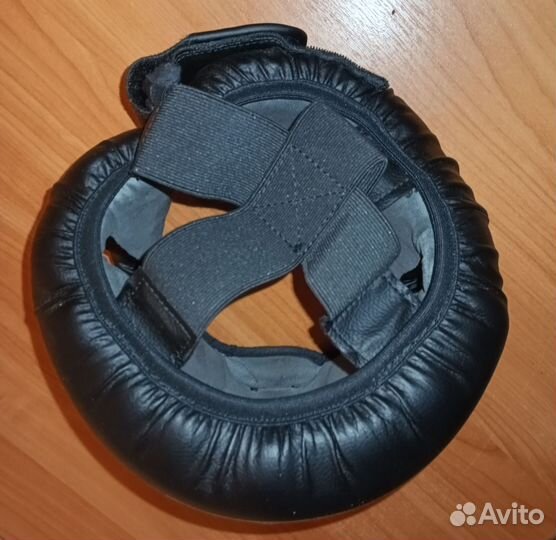 Шлем для единоборств