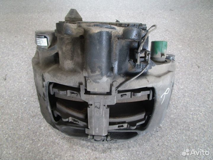 Суппорт передний правый Iveco 5801341078