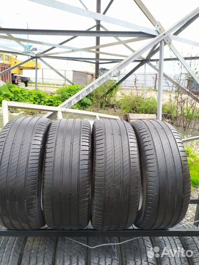 Michelin Primacy 4 235/45 R18 98W
