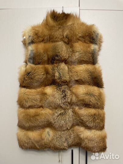 Жилетка меховая женская М queen furs лиса