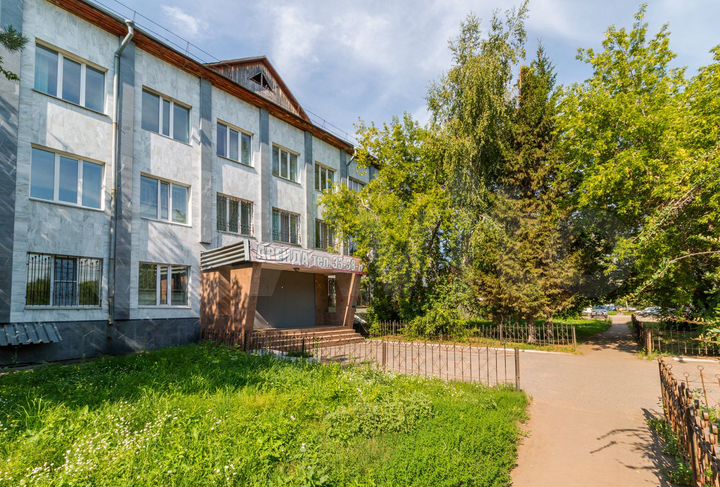 Продам здание, 1821 м²
