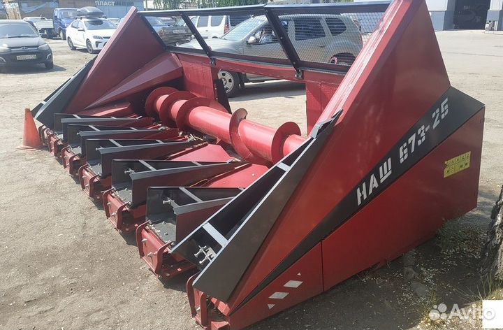 Жатка для уборки подсолнечника наш 673-25