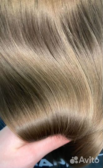 Кератиновое выпрямление волос