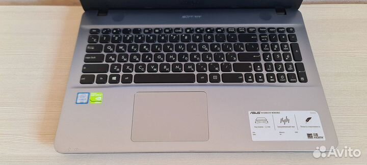 Игровой asus FullHD/i3/6gb/250SSD/GF920mx 2gb