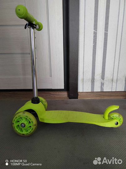 Самокат детский трехколесный