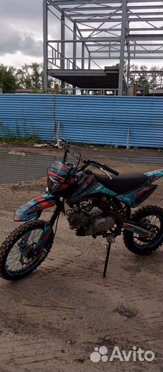 Regul Moto Medalist 150E