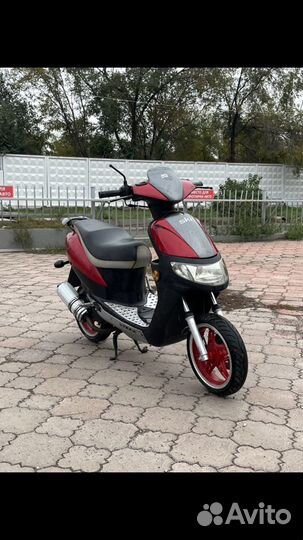 Скутер stels skif