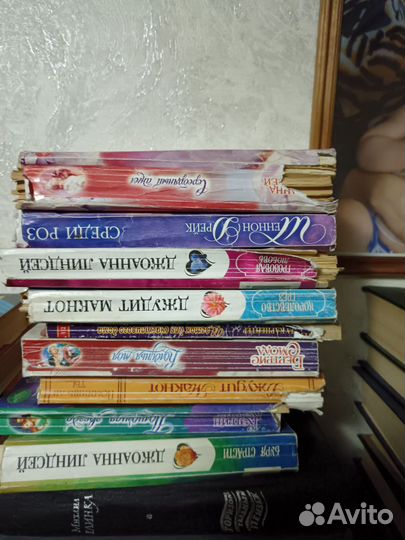 Книги, нужно поклеить