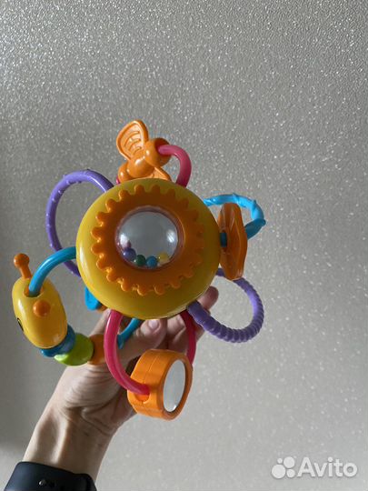 Развивающие игрушки для малышей