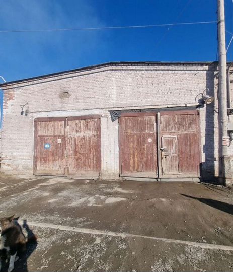 Гараж, > 30 м²