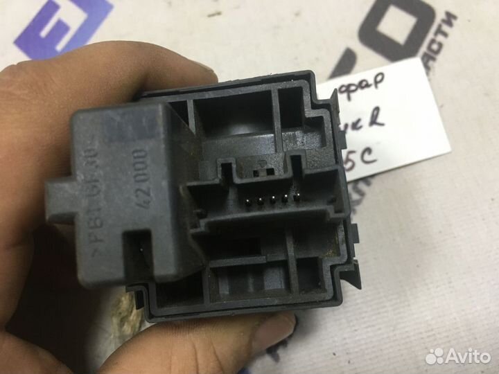 Кнопка корректора фар Рено Сценик 2