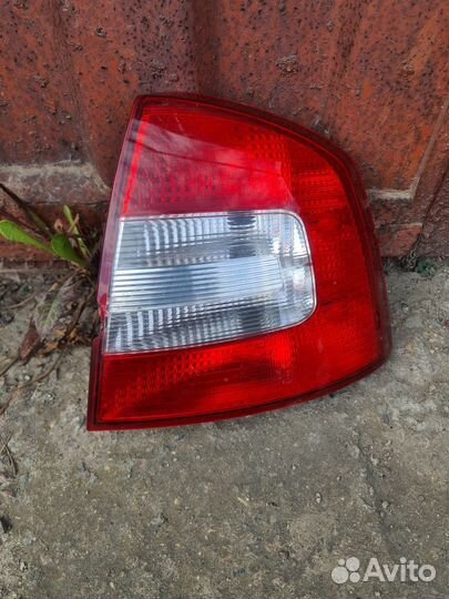 Фонарь правый Skoda Octavia 2 А5 2004-2013