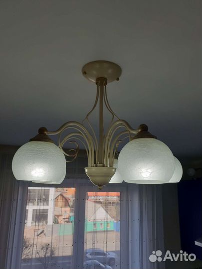 Люстра потолочная бу