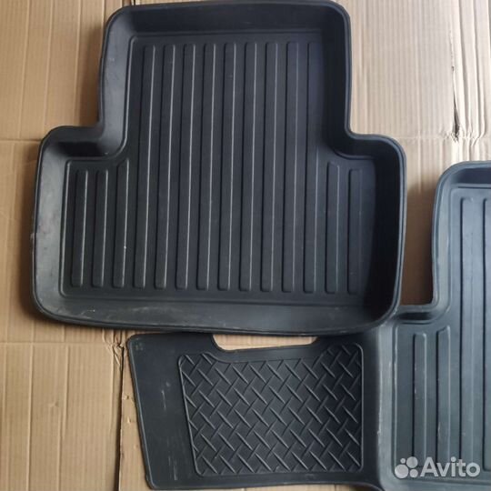 Автомобильные коврики резиновые Рено Колеос