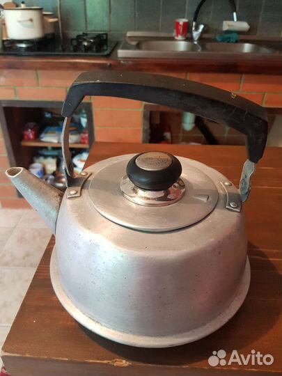 Дуршлаг,чайник и кофеварка алюминиевые,бу