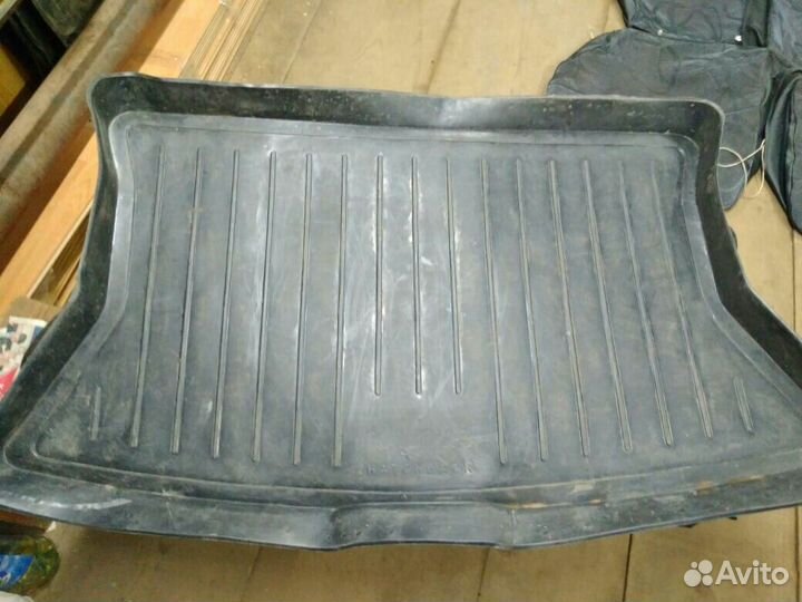 Коврик на багажник приоры,ваз 2110,2111,2112,14,15