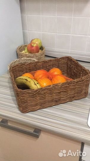 Корзина плетеная из бумажной лозы