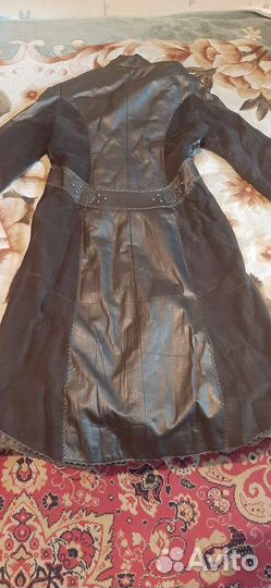 Кожаный плащ женский