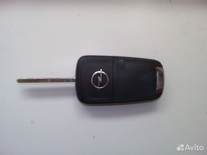 Выкидной ключ зажигания опель астра J 3 кнопки