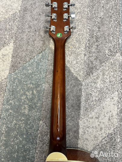Акустическая гитара flight