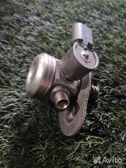 Топливный насос высокого давления Bmw M5 F10 S63