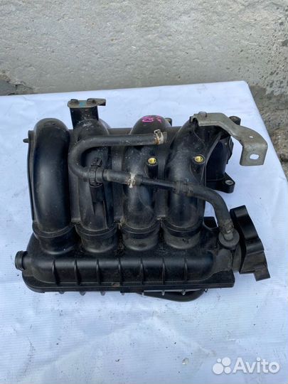 Коллектор впускной Nissan X-Trail QR20DE