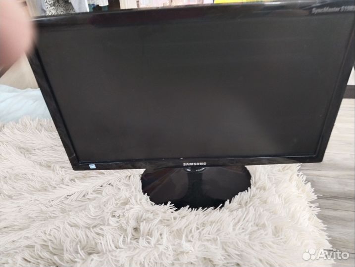 Монитор Samsung