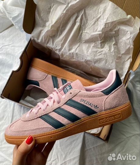 Adidas Spezial pink colour