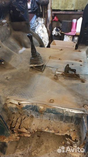 Покрытие напольное (ковролин) Volkswagen