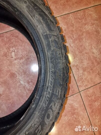 Pirelli Ice Zero 2 235/45 R18