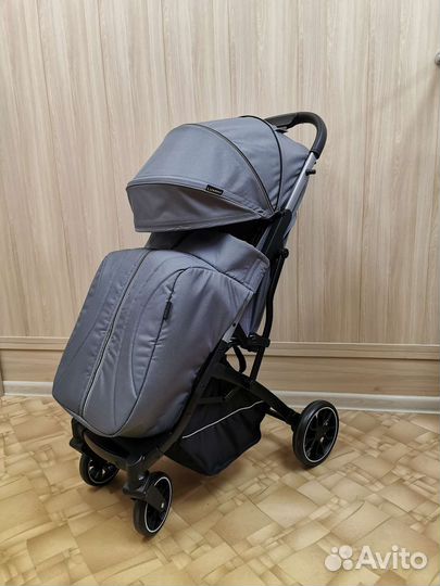 Прогулочная коляска Luxmom V3 новая