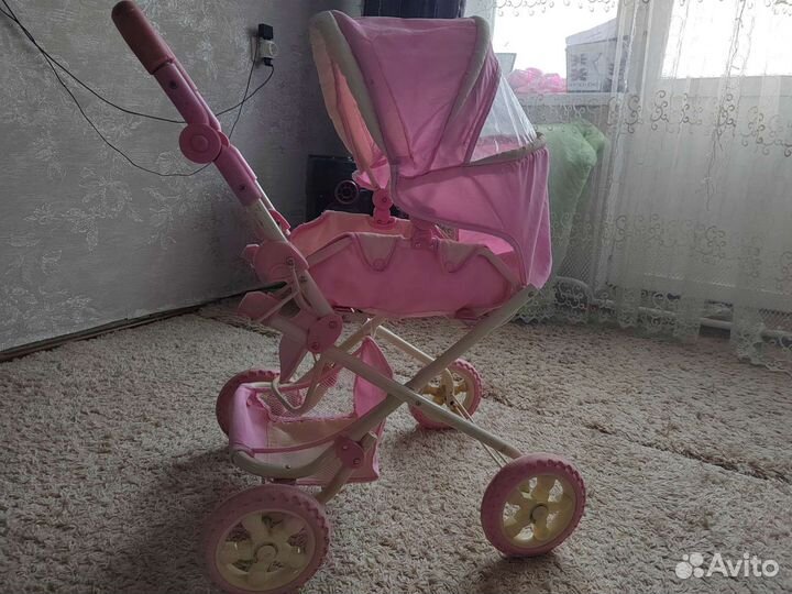 Коляска для кукол