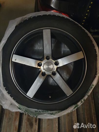 R18 Pirelli Ice Zero 245/45, PCD 5x120 DIA 72.6