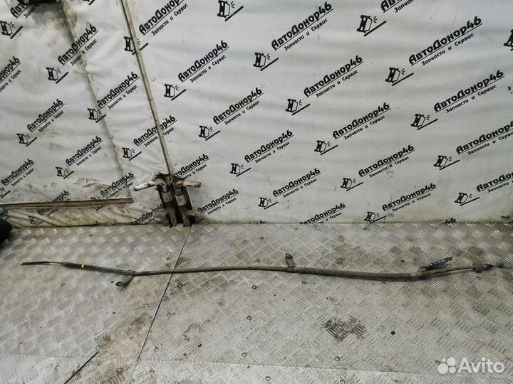 Трос стояночного тормоза правый Kia Rio 4