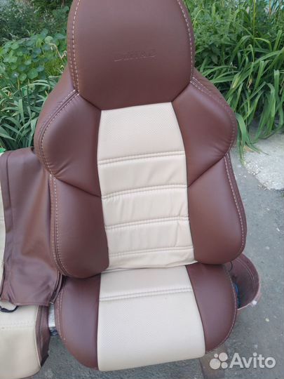 Чехлы на автомобильные сидения