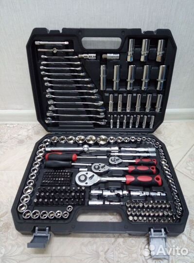 Набор инструментов 218 предметов