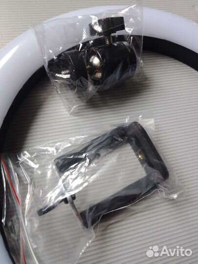 Кольцевая лампа 26 см на штативе