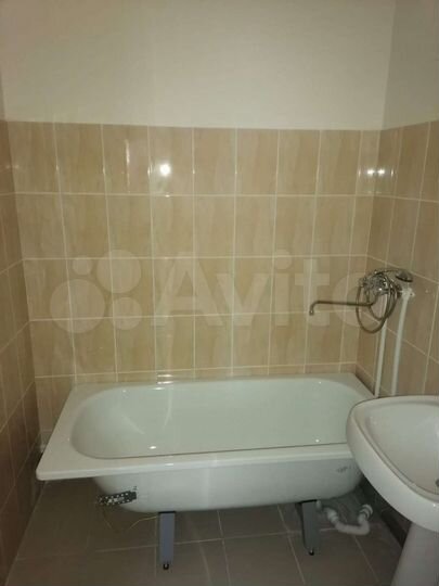 2-к. квартира, 55 м², 1/4 эт.