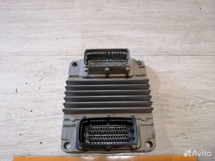 Блок управления двигателем эбу Chevrolet Lanos 1,5