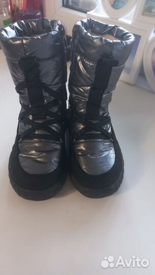 Продам зимние ботинки 29 размера