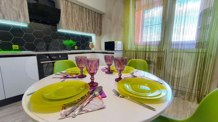 2-к. квартира, 62 м², 8/12 эт.