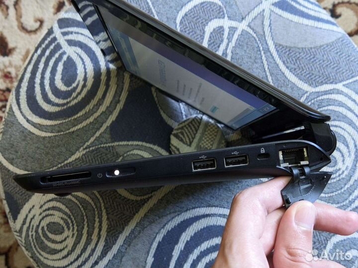 Нетбук HP mini