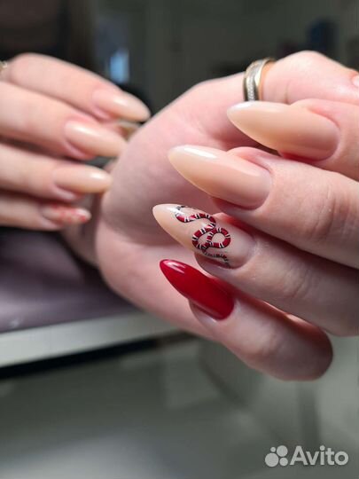 Маникюр Ломоносовская